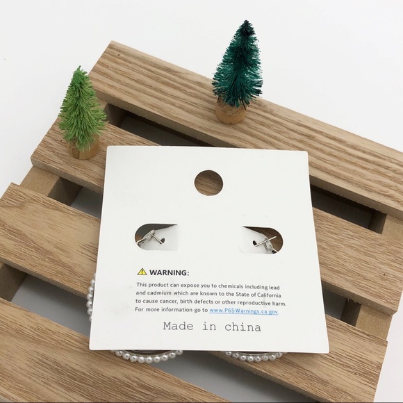 🌵4/25$ Cloie | Silver Color Hoops Pearls Earrings - Picture 5 of 5